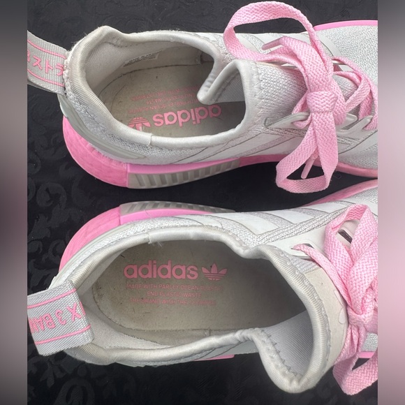 Adidas NMD R1 W Boost Grey /Pink / White Womens 
Size 10 US GW9462 - Picture 7 of 9